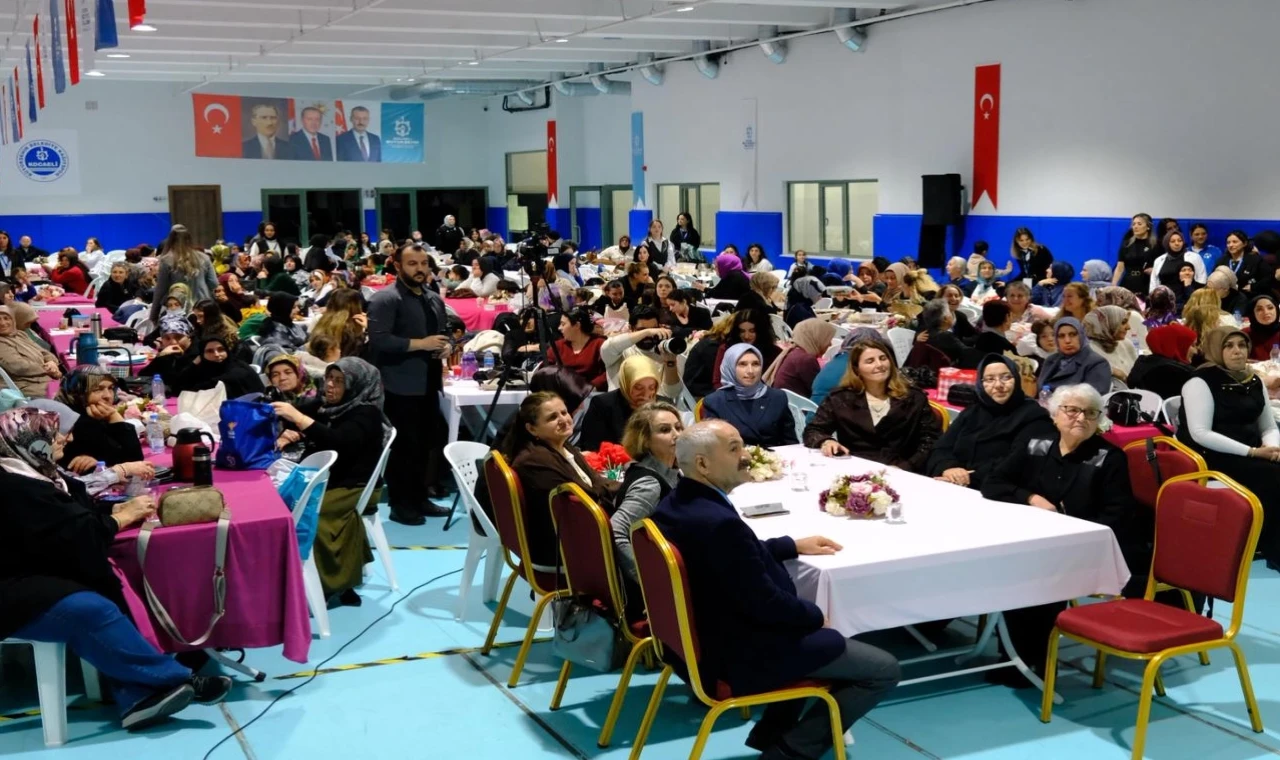 Gebze’de ’İlham Veren Kadınlar Buluşması’na ilgi