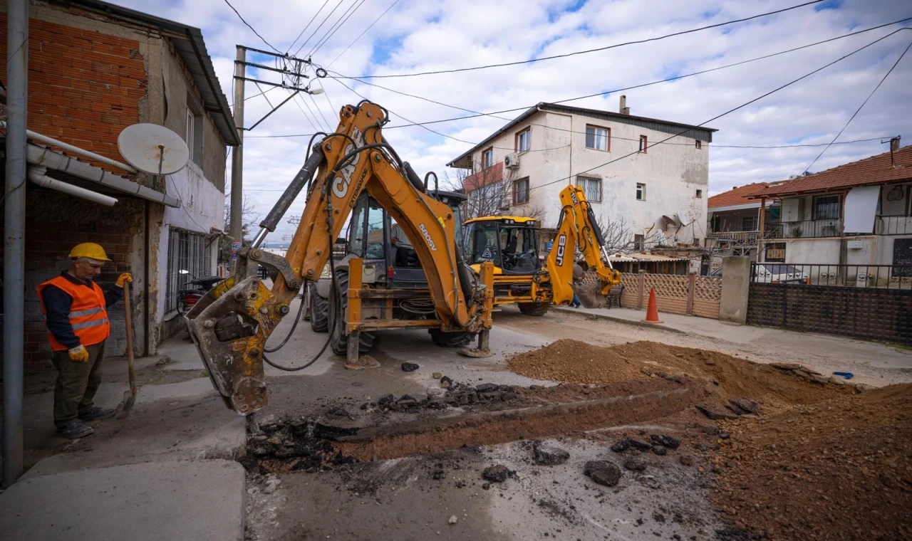 İzmir Büyükşehir’den Sarnıç’ta içme suyu yatırımı hızla ilerliyor
