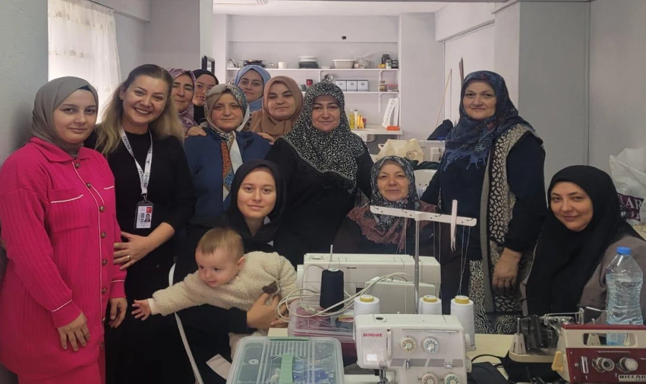 Kocaeli İZMEK’te kurs merkezlerinde sağlık eğitimi verildi