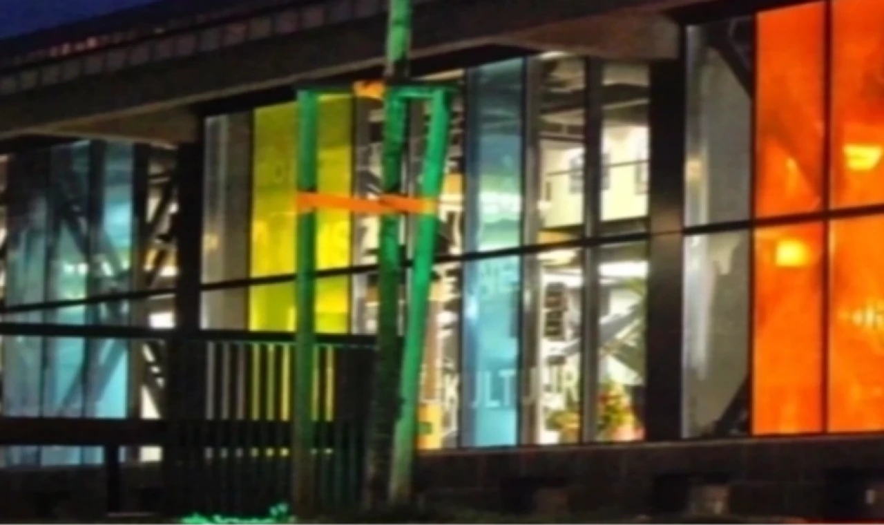 Sakarya’da edebiyatseverlere Ziya Osman Saba söyleşisi