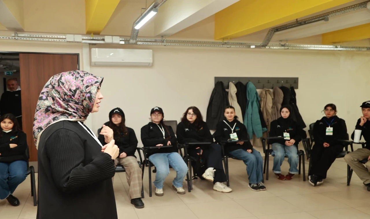 41 genç ’Güzide’ eğitimlerini sürdürüyor