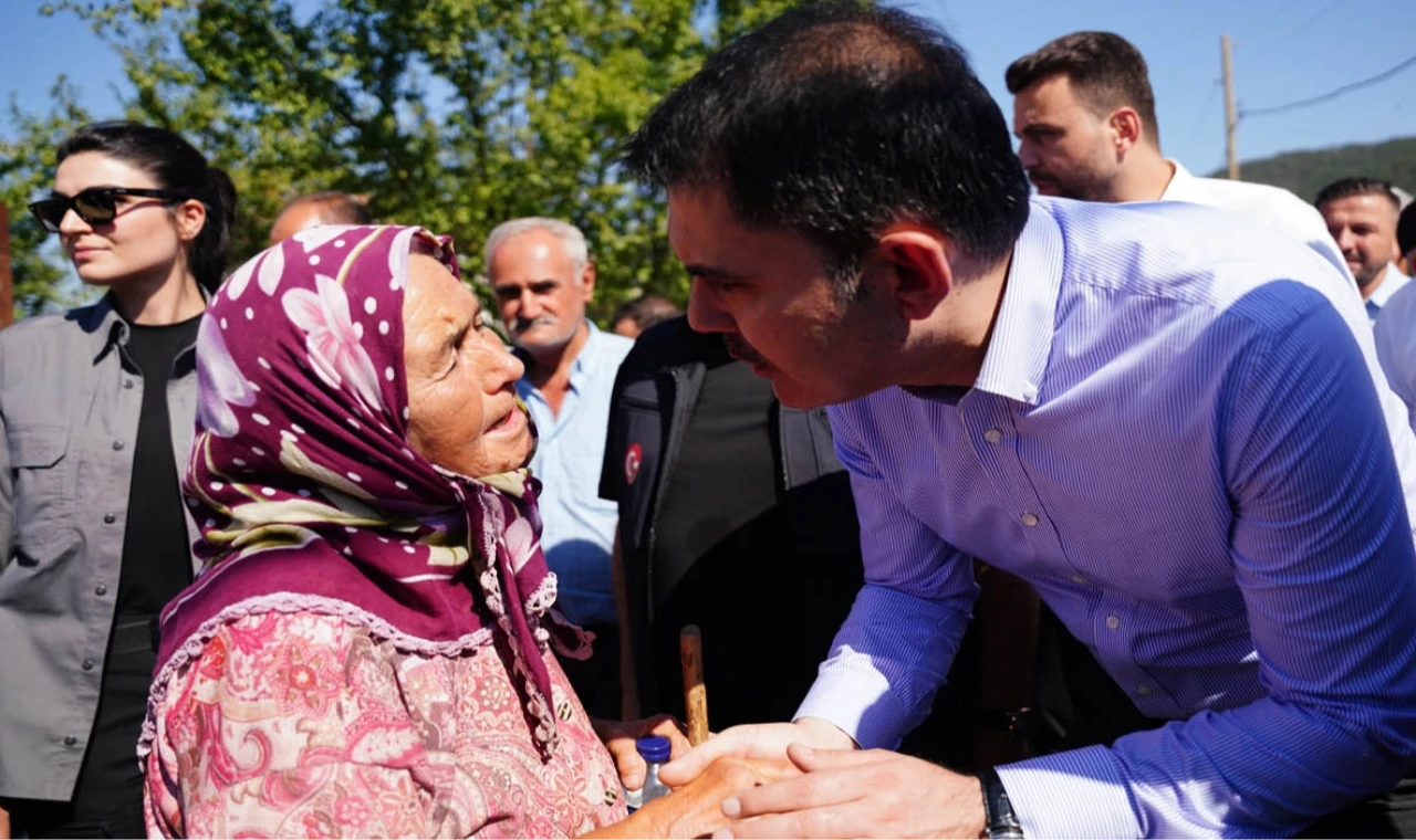 Bakan Kurum’dan ’Sındırgı afet konutları’ paylaşımı