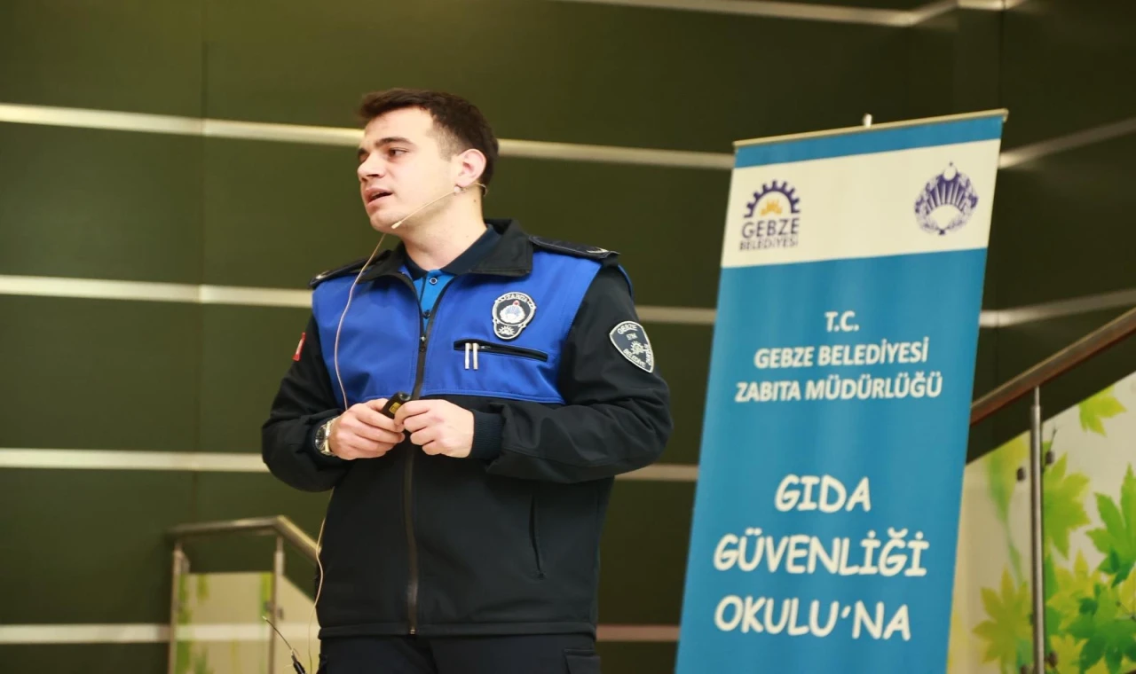 Gebze Zabıtası’ndan ’güvenilir gıda’ eğitimi