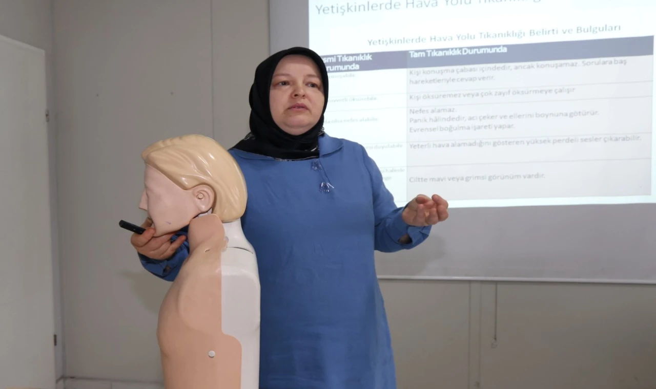 Hayat kurtarmanın yolu Kocaeli’de bu eğitimden geçiyor