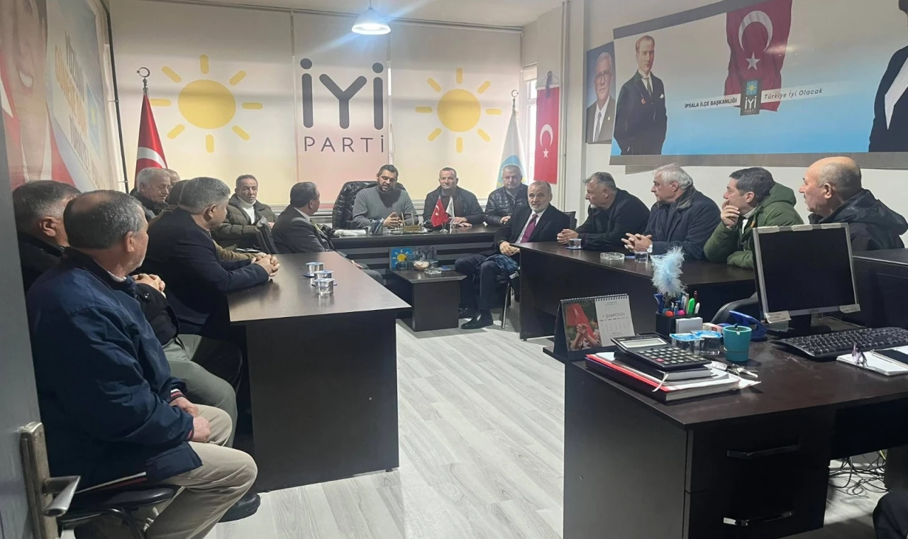 İYİ Parti heyeti İpsala’da esnafın nabzını tuttu