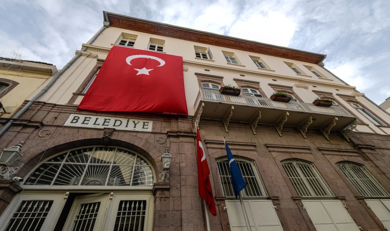 İzmir Büyükşehir’den ’el koyma’ tepkisi!