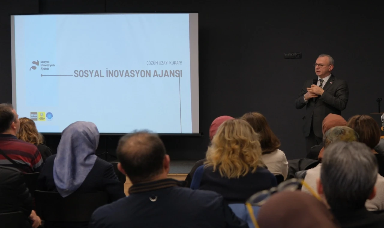 Konya SİA’da ’okul dergiciliği’ öğretildi