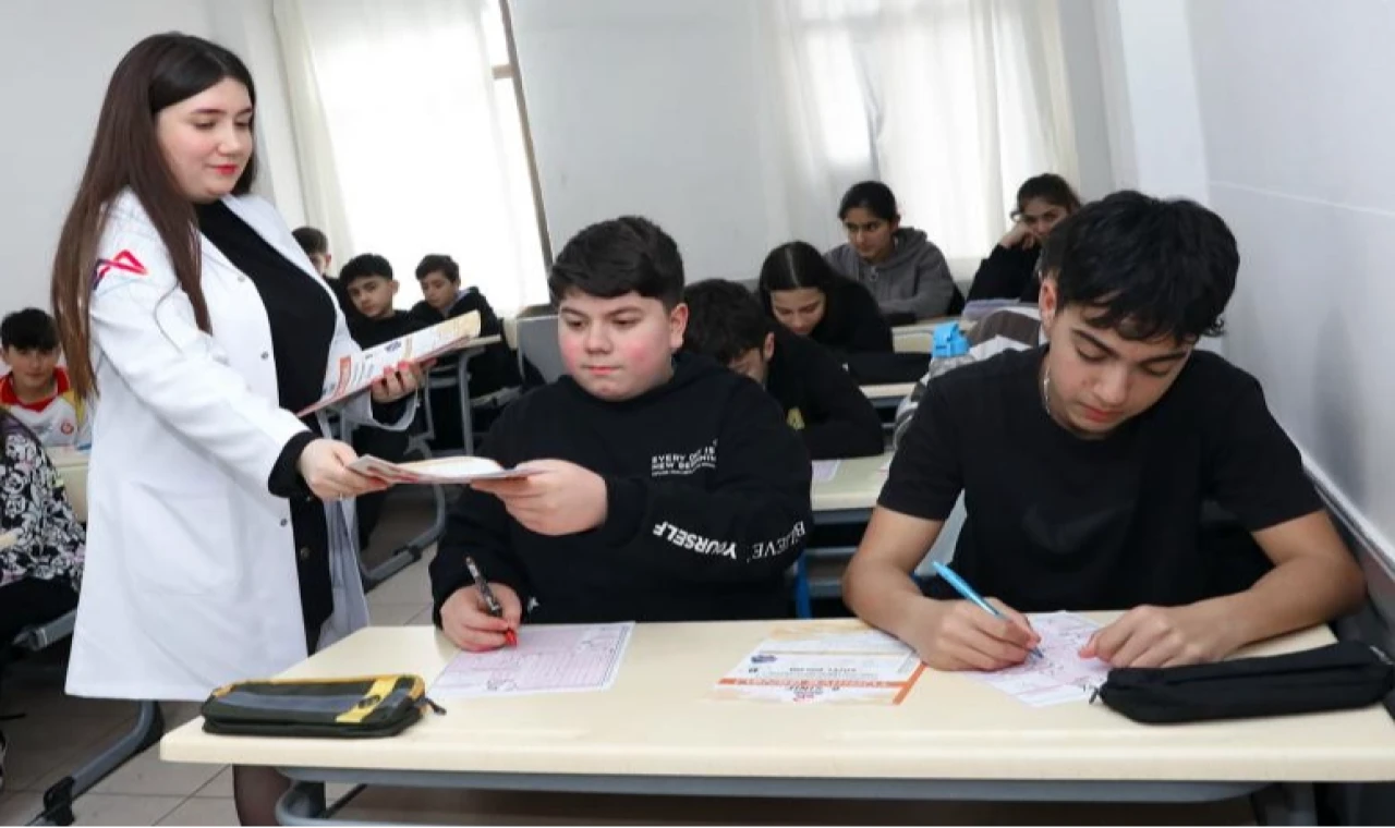 Mersin’de öğrencilere sınav yolunda büyük destek