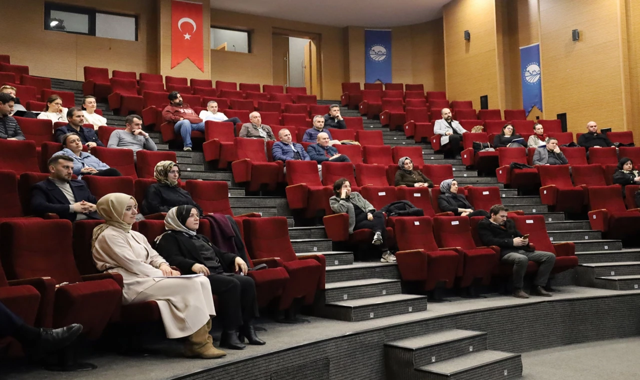 Sakarya Büyükşehir’den CİMER kullanan çalışanlara hizmet içi eğitim