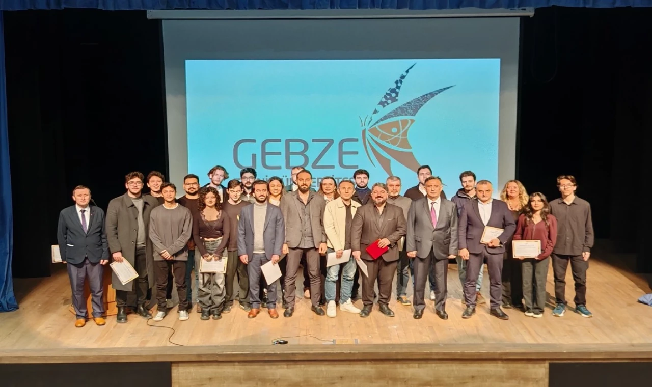 131 kişilik GTÜ ailesi Çanakkale ruhunu sanatla yaşattı