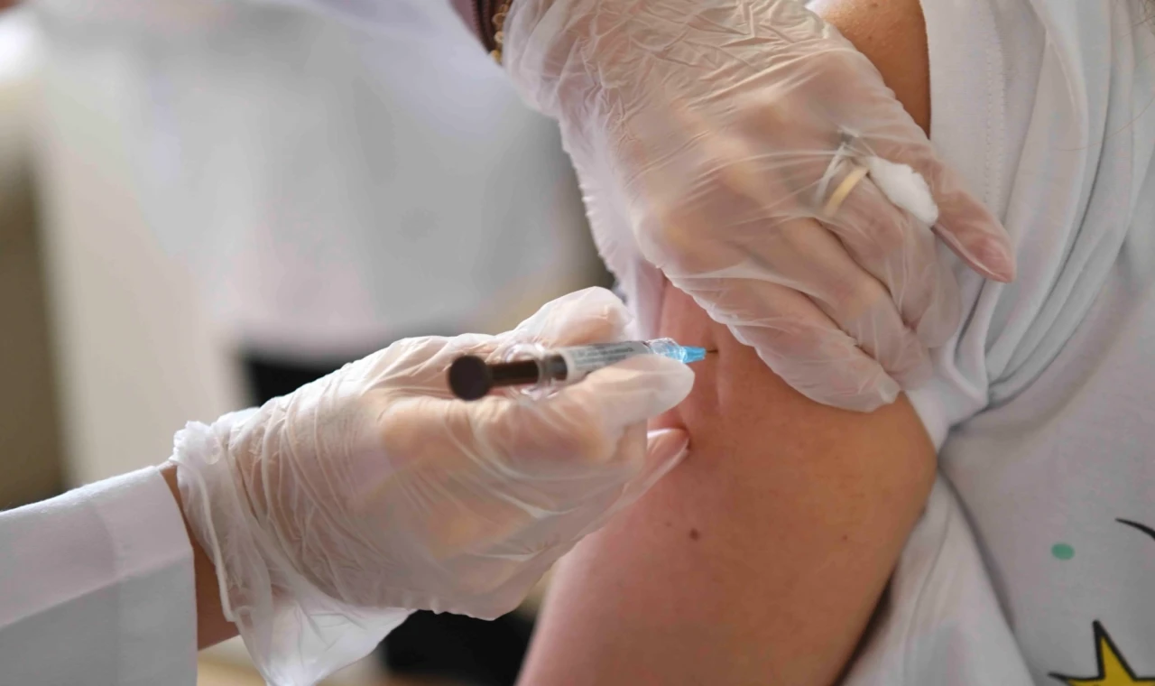 Ankara’da örnek HPV aşı uygulaması devam ediyor