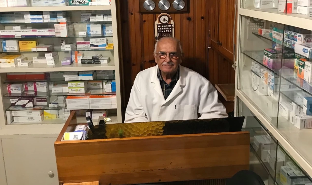 Bursa İznik’te eczacılık ile yarım asırlık şifa yolculuğu