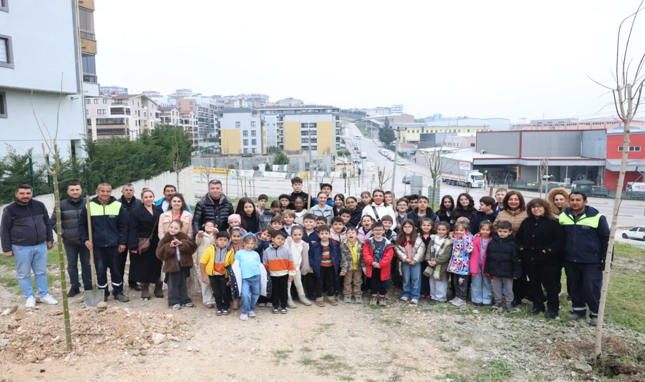 Bursa Nilüfer’de miniklerden doğaya nefes