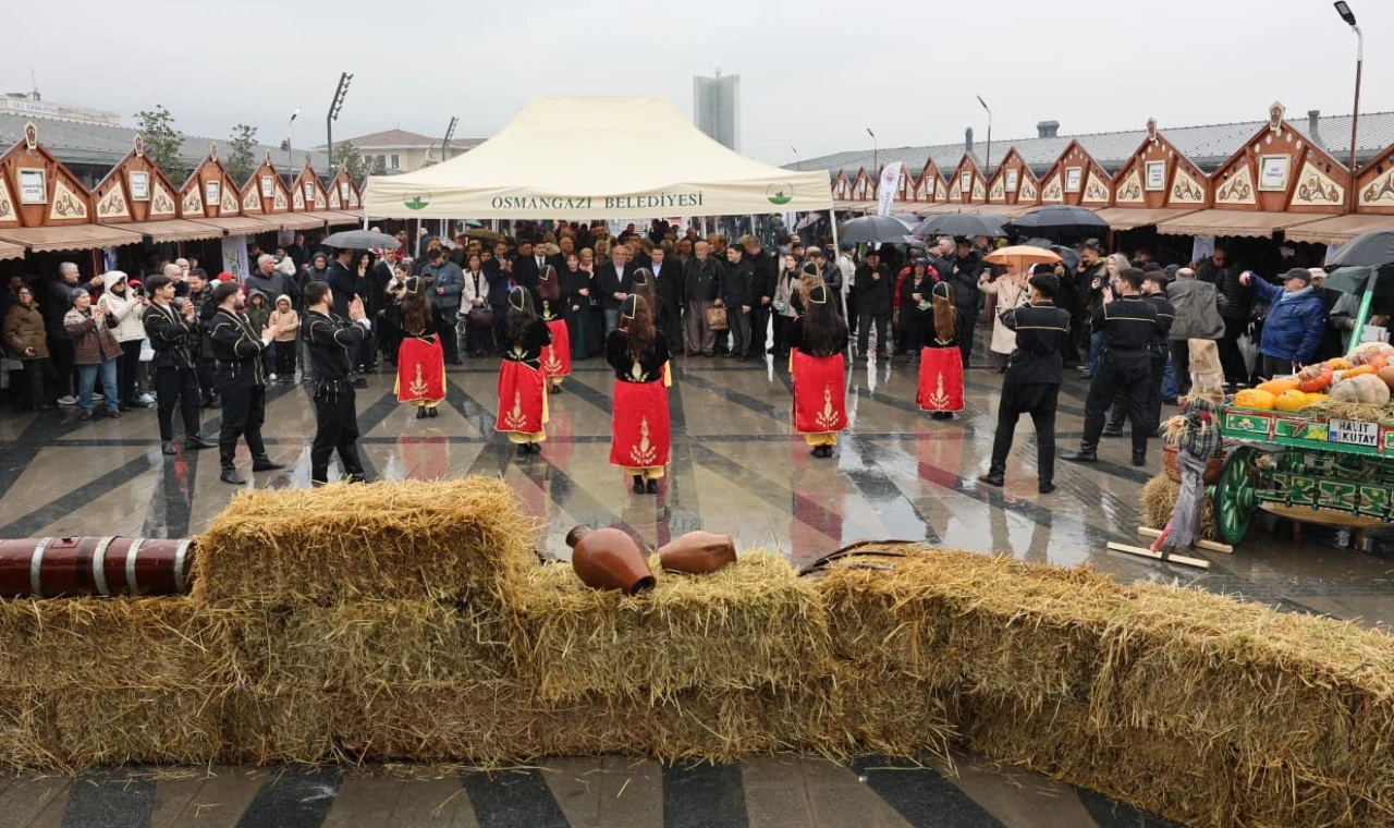 Bursa Osmangazi’de Atalık tohumlar geleceğe taşınıyor... 40 bin tohumla geleceğe yatırım