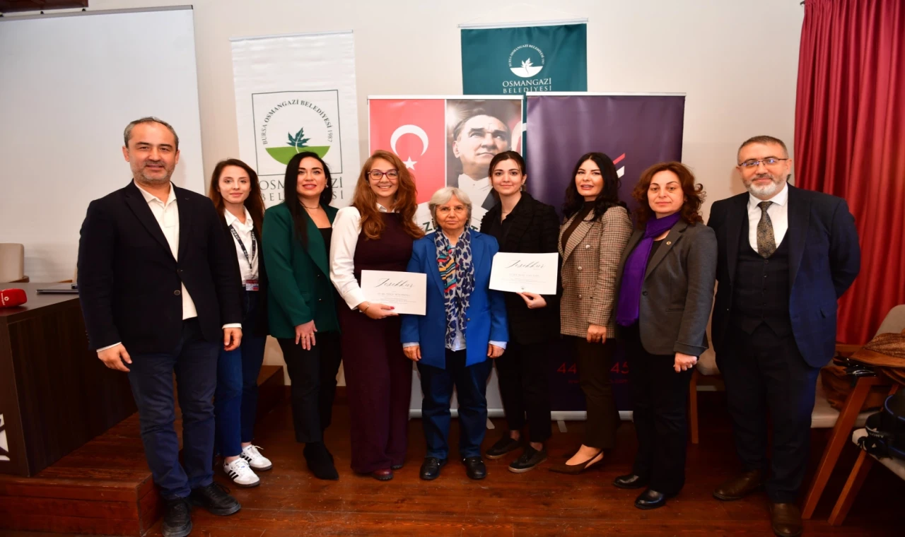 Bursa Osmangazi’de kadın sağlığı ve psikolojisi konuşuldu