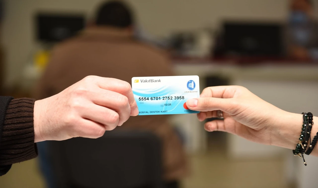 Çorum’da 3.869 çocuğa bayramlık desteği