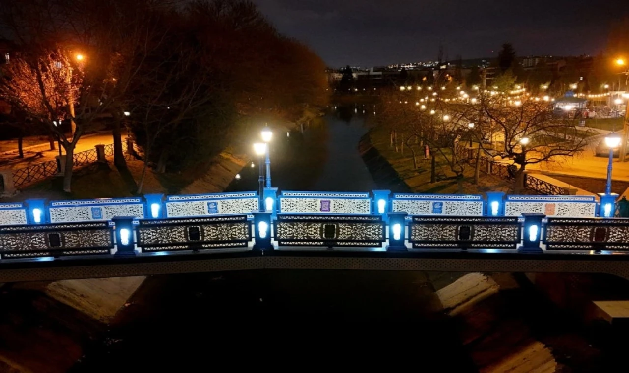 Eskişehir’de İskele 26’ya ışıl ışıl dokunuş ve yeni köprü