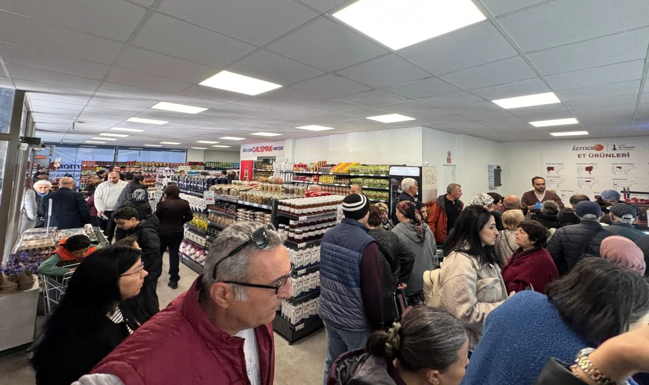 İZMAR 21’inci şubeyi Çiğli’ye açtı... Sırada Bayraklı ve Menemen var