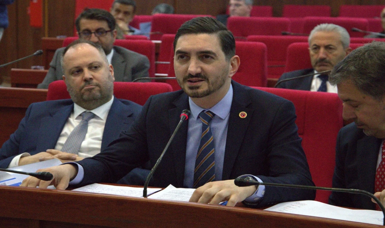 İzmit Meclisi’nde şiddet olaylarına tepki