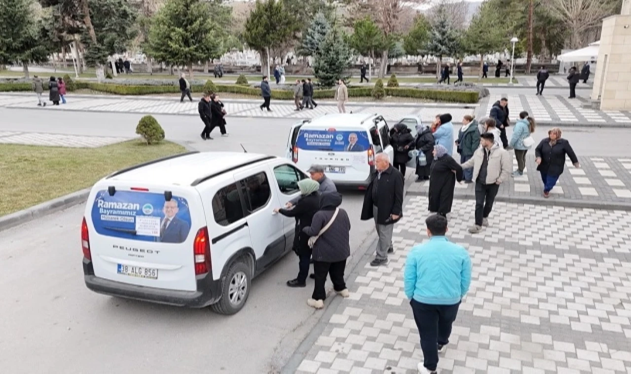 Kayseri Büyükşehir’e vatandaştan kabristan için tam not