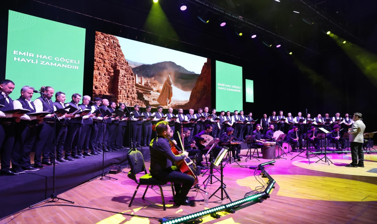 Konya Selçuklu’da ilahiler gönüllere dokundu
