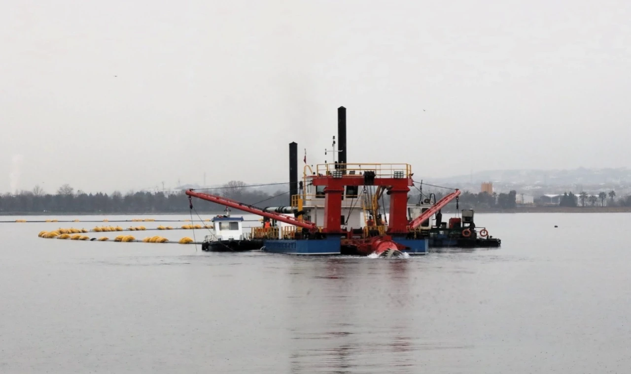 Körfezdeki dev temizliğe hayran kaldılar... Dip Çamuru Projesi etkiledi