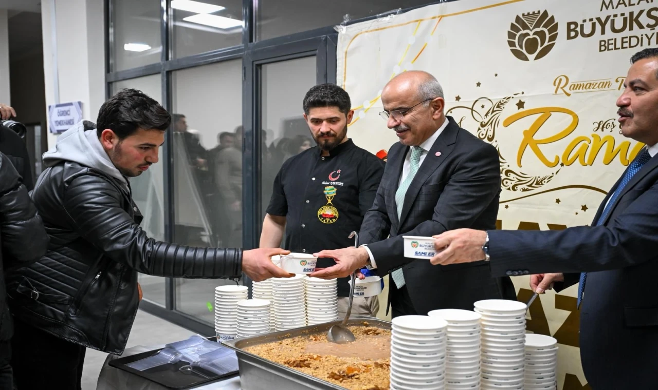 Malatya Büyükşehir’den Turgut Özal Üniversitesi’nde özel etkinlik