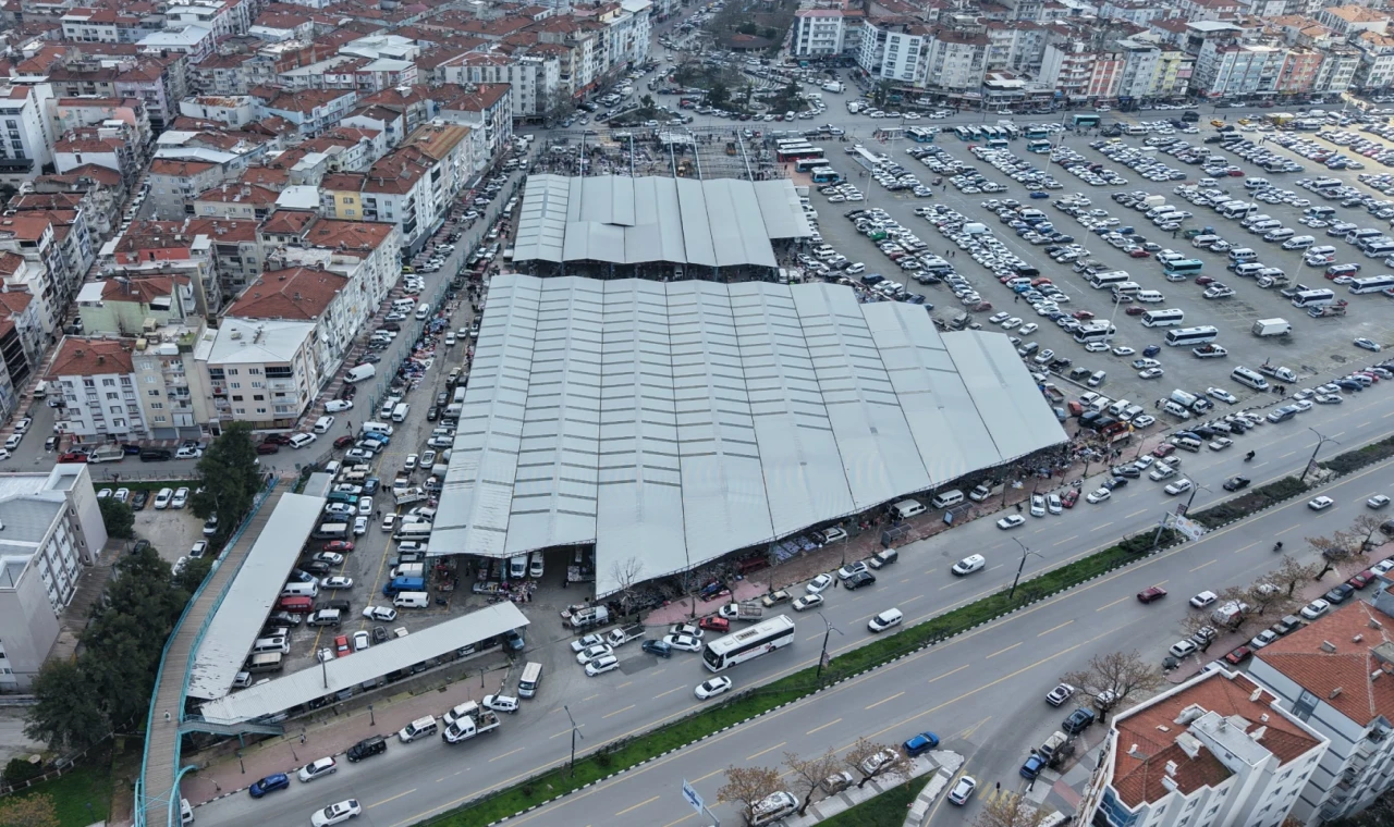 Manisa’da Perşembe Pazarı’nda altyapı sorunu çözüme kavuştu