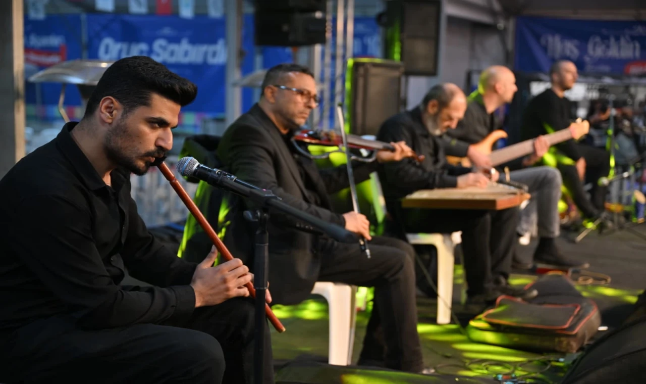 Manisa’da Ramazan’ın maneviyatı tasavvuf müziğiyle yaşandı