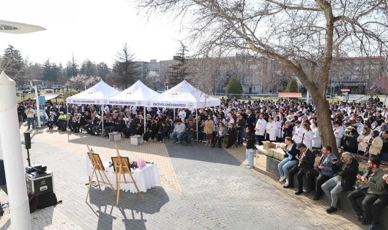 Yaren Mercan unutulmadı