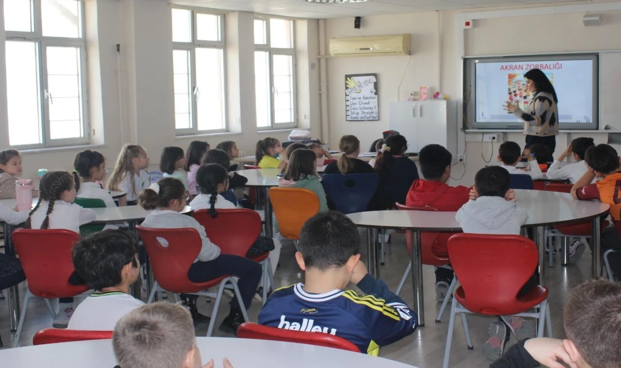 Aliağa ve Bergama’da akran zorbalığı ve şiddete karşı nezaket eğitimi
