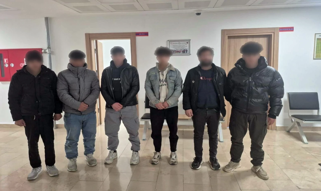 Artvin’de 6 düzensiz göçmen yakalandı!