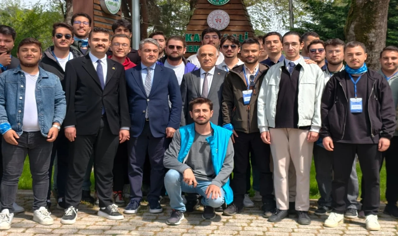 Bursa Gemlik’te Kaymakam Canbaba “Mavi Vatan Kampı”nda Buluştu