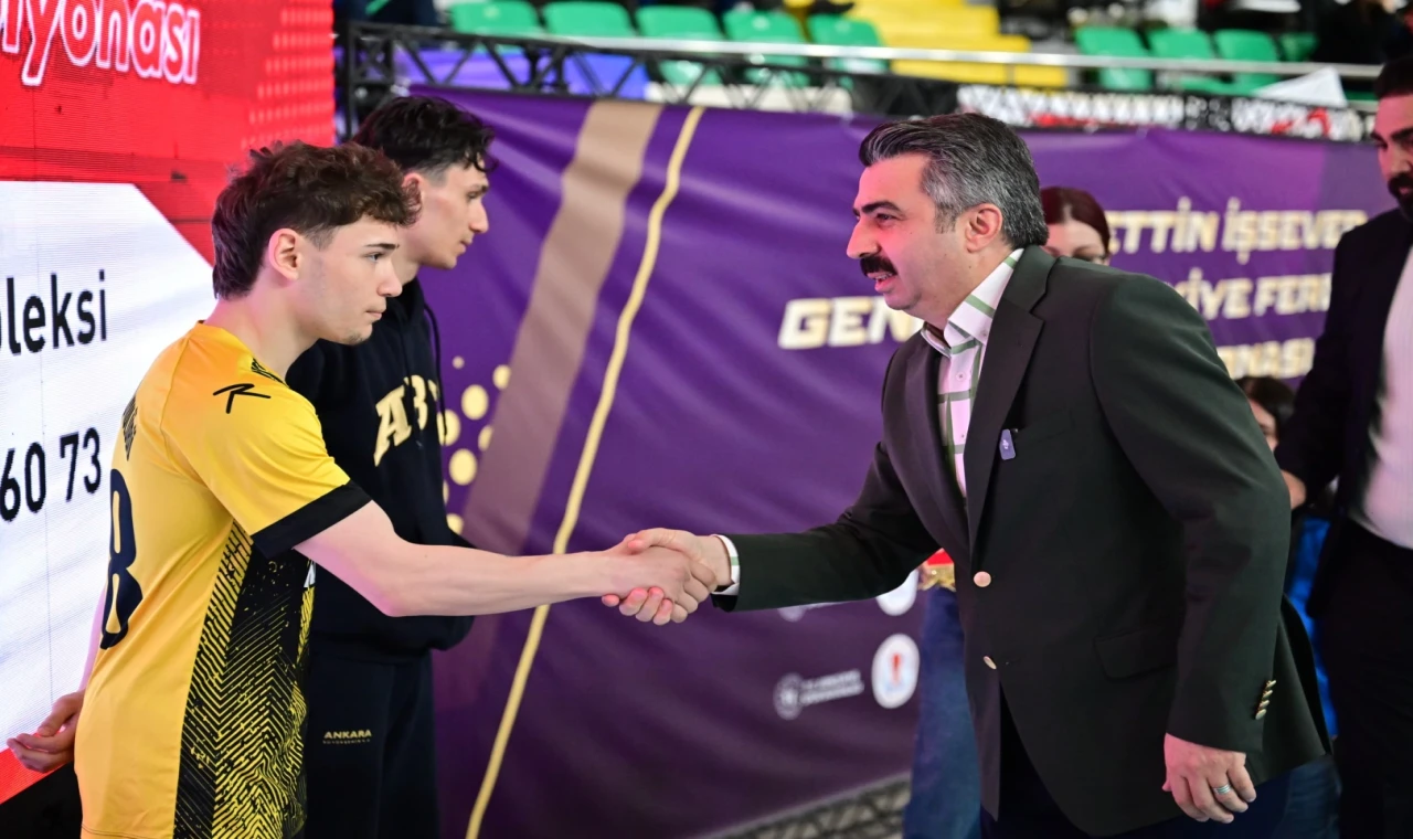 Bursa Yıldırım’da boks rüzgarı