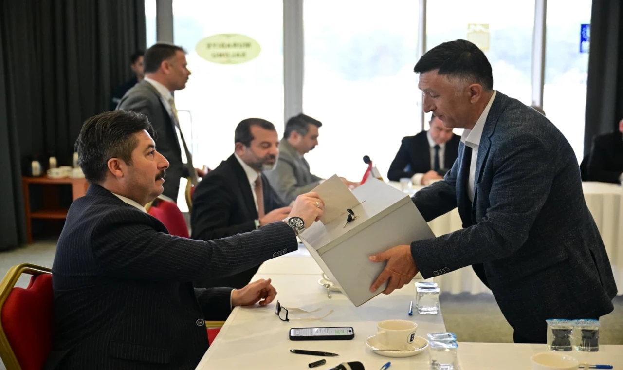 Bursa’da Yenişehir Belediye Başkanı Özel, HAGEL’in encümeninde