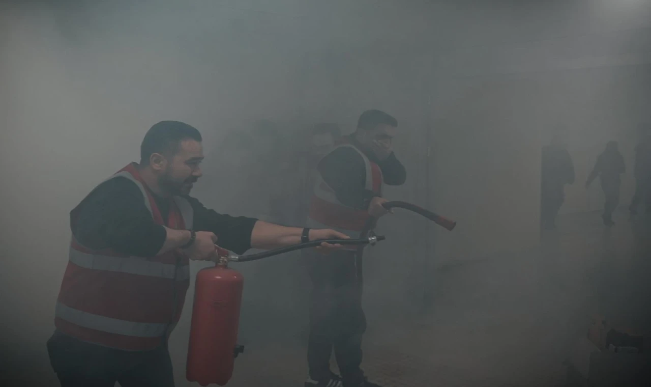 İzmir’de afetlere karşı tam hazırlık... Tatbikat gerçeği aratmadı