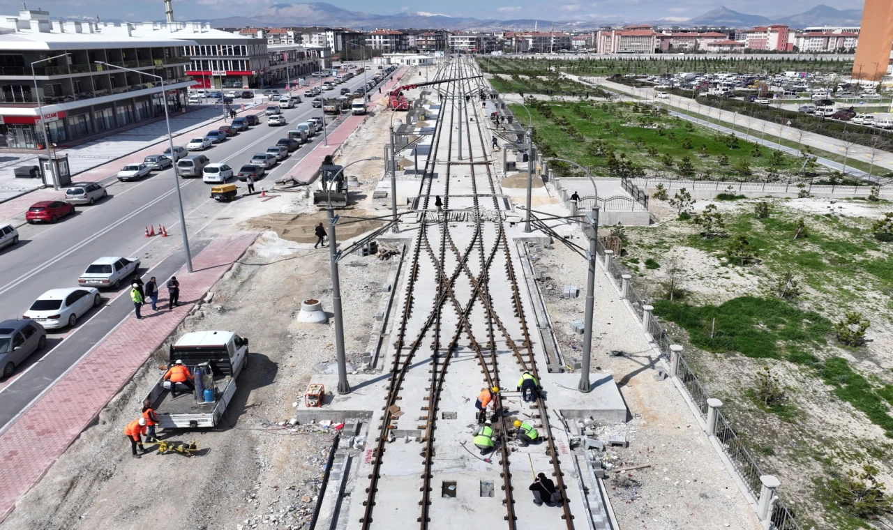 Konya’da Stadyum-Şehir Hastanesi Tramvay Hattı hızla ilerliyor