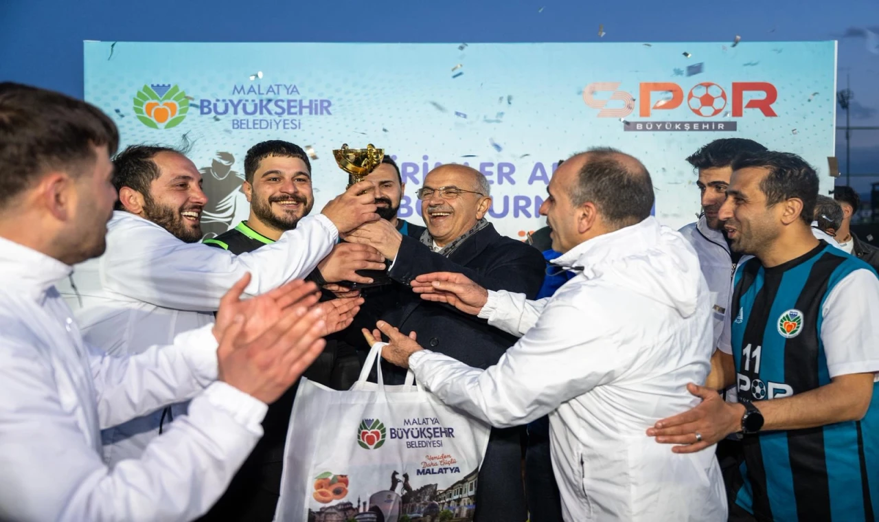 Malatya Büyükşehir’de şampiyon Gençlik ve Spor Hizmetleri Dairesi Başkanlığı oldu