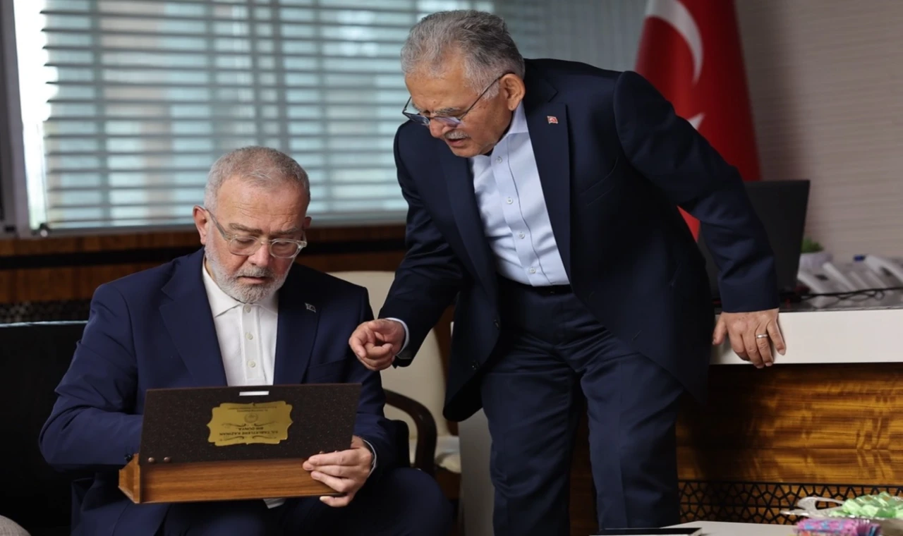 Memduh Büyükkılıç’a anlamlı ziyaret