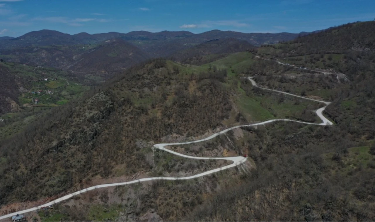 Ordu Akkuş’ta 7 mahalle betonyol konforuna kavuştu