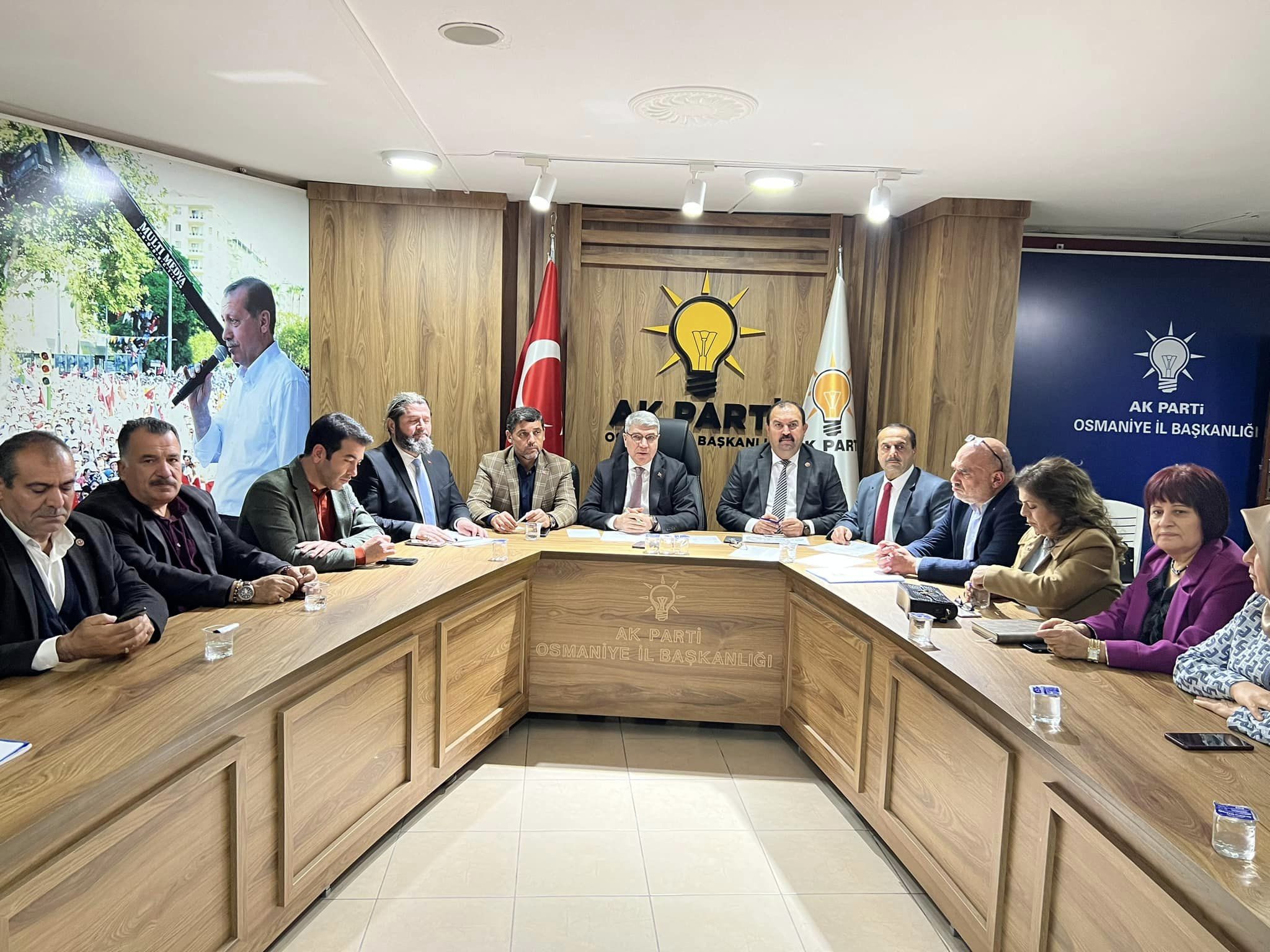 Ak Parti Osmaniye’de yürütme toplantısı gerçekleştiriyor
