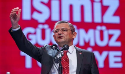 CHP aday tanıtım toplantısı yaptı... Özgür Özel: Sokağın sesine kulak verdik