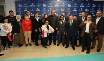 Artı Bir Üniversite Modeli’ne “En Nitelikli Uygulama” ödülü