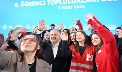 Bursa’da üniversitelilere Başkan Aktaş’tan müjde