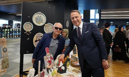 Beylikdüzü Belediyesi’nin, ilçe halkını kültür ve sanatla buluşturduğu Kültürsem kültür ve sanat kurslarında 2023-2024 dönemi boyunca hazırlanan birbirinden kıymetli eserler