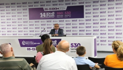 Akmanşen, kitap fuarında yeni maarif modelini anlattı