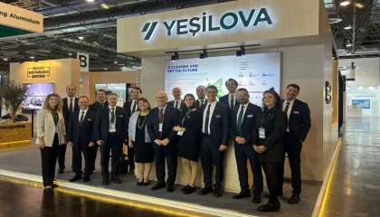 Düsseldorf’ta dikkat çekti