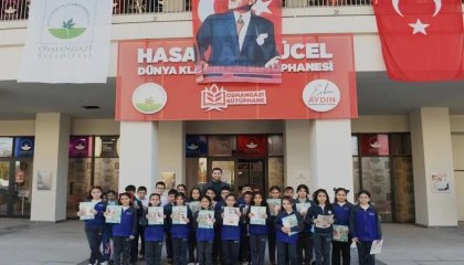 Bursa’da miniklerin ilk kütüphane deneyimi