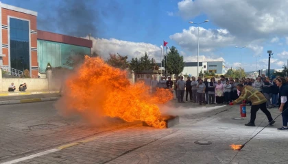 Kocaeli İtfaiyesi ’Acil Durum’ eğitimi verdi