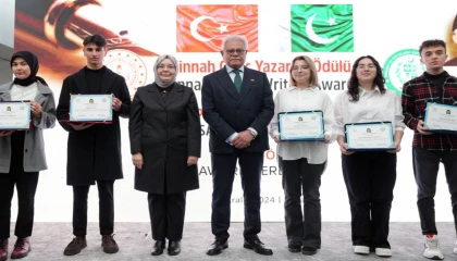 Cinnah Genç Yazarlar ödüllerine kavuştu